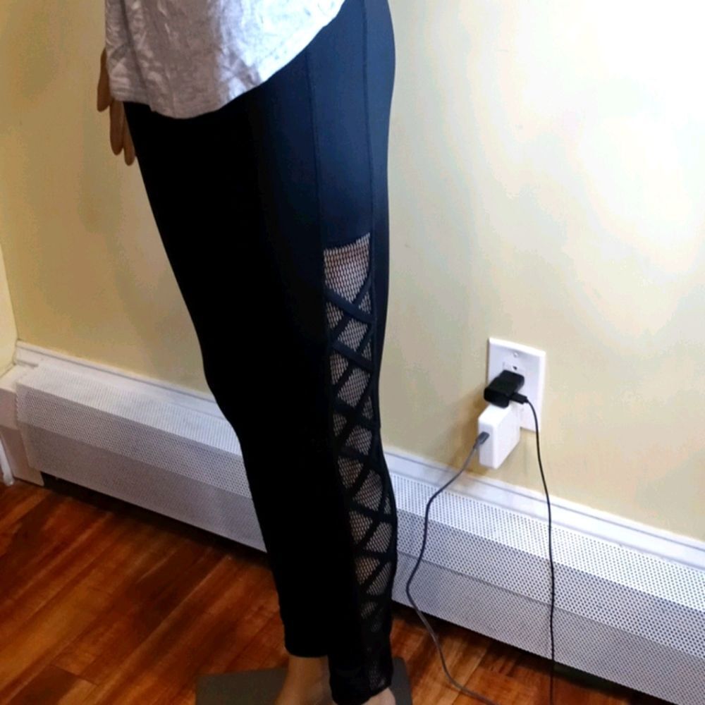 2  leggings lace mesh & red / gold stripe
